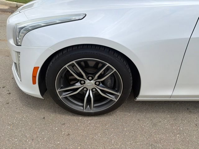 Used 2018 Cadillac CTS Luxury w/ V-Sport Package RWD image 7