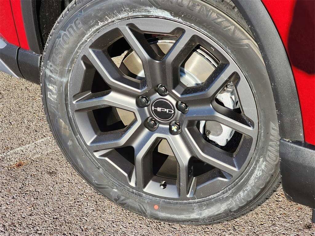 Used 2024 Honda Pilot Elite image 21