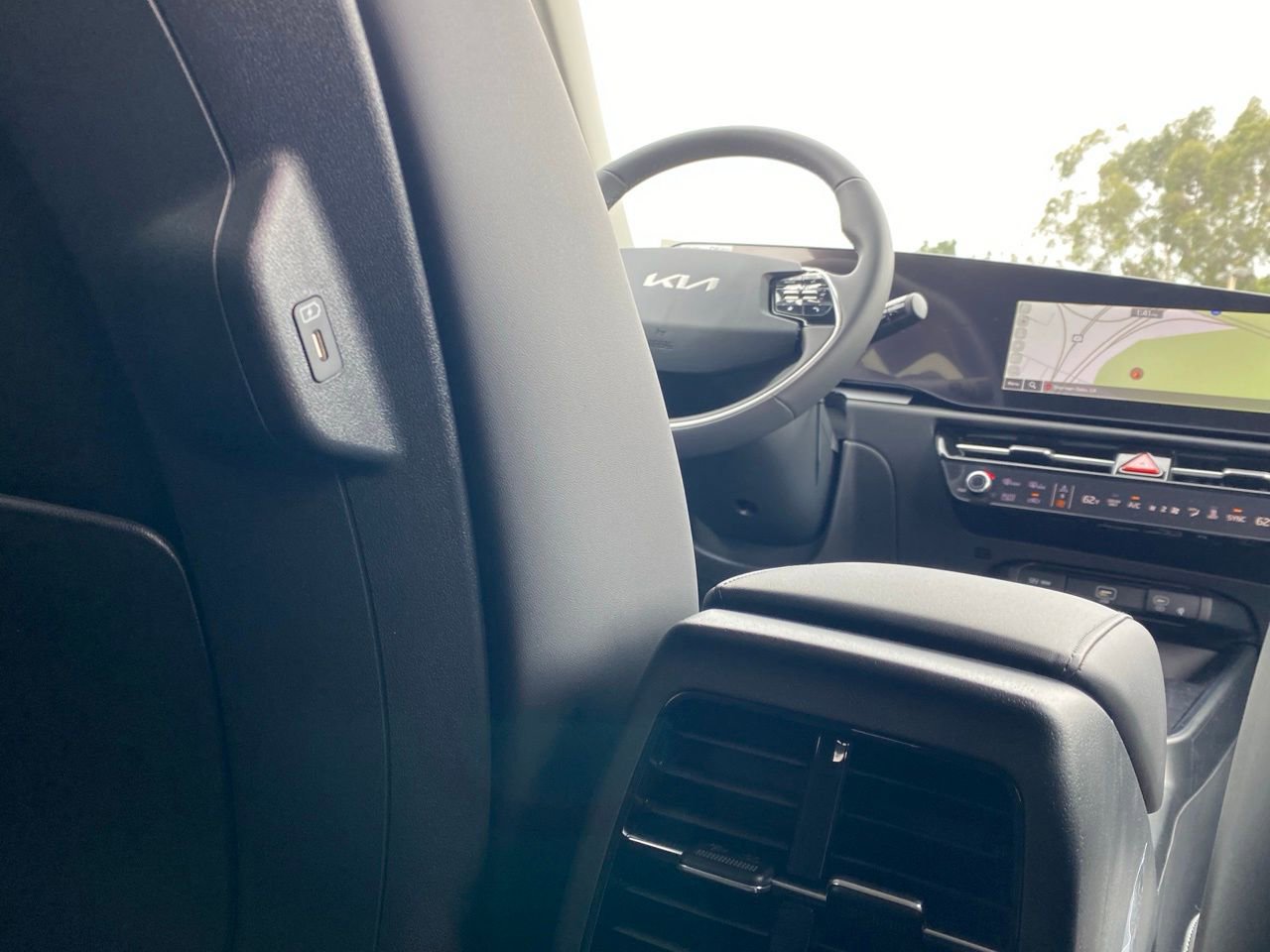 New 2026 Kia Niro Wind image 22