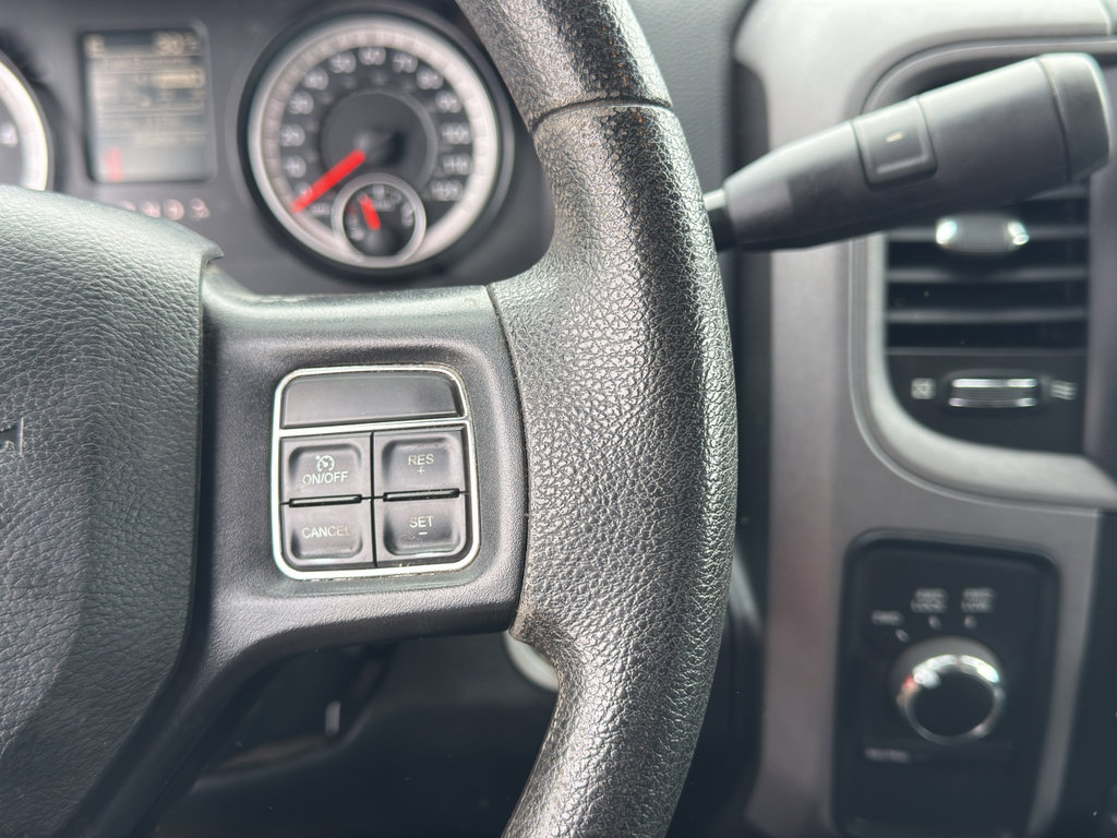 Used 2017 RAM 3500 Tradesman w/ Chrome Appearance Group image 34