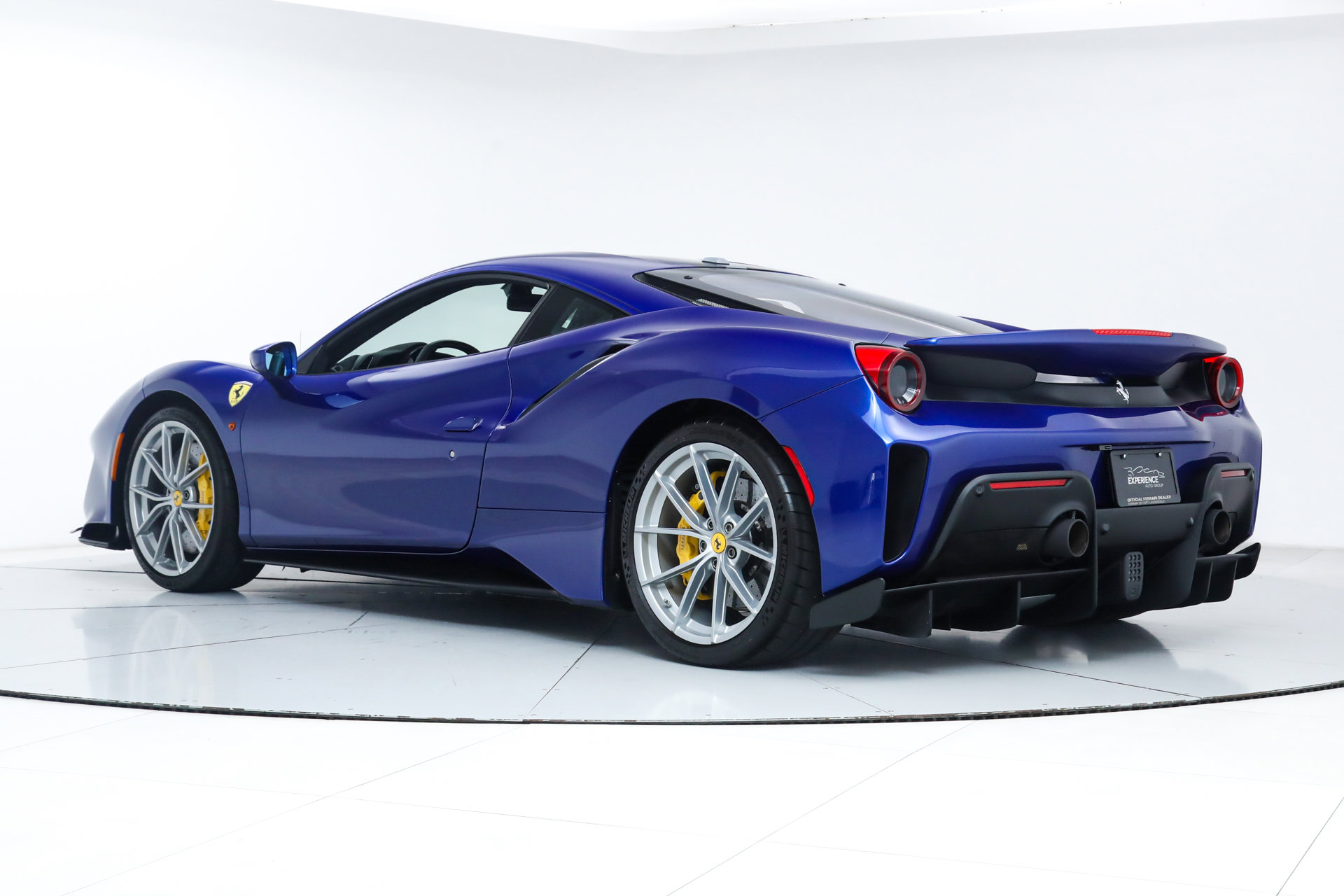 Certified 2020 Ferrari 488 Pista Coupe RWD image 7