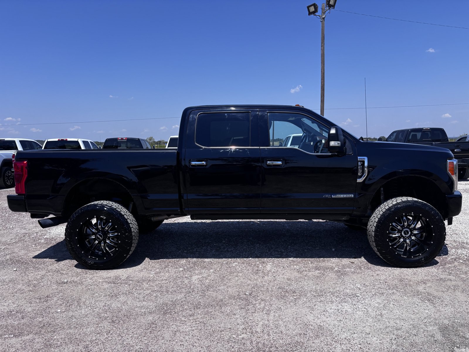 Used 2018 Ford F250 Platinum w/ Platinum Ultimate Package AWD/4WD image 7