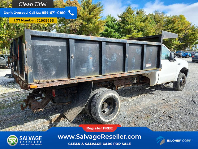 Used 2005 Ford F350 4x4 Regular Cab DRW Super Duty image 4