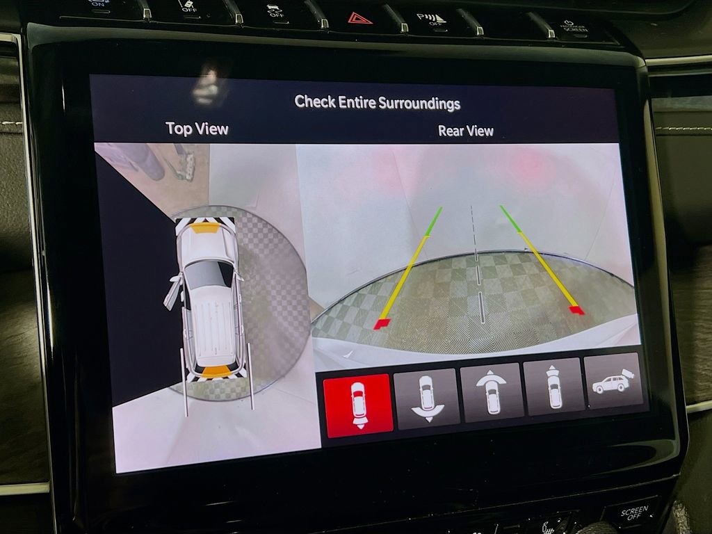 Used 2023 Jeep Grand Cherokee 4WD 4xe w/ Luxury Tech Group II image 12