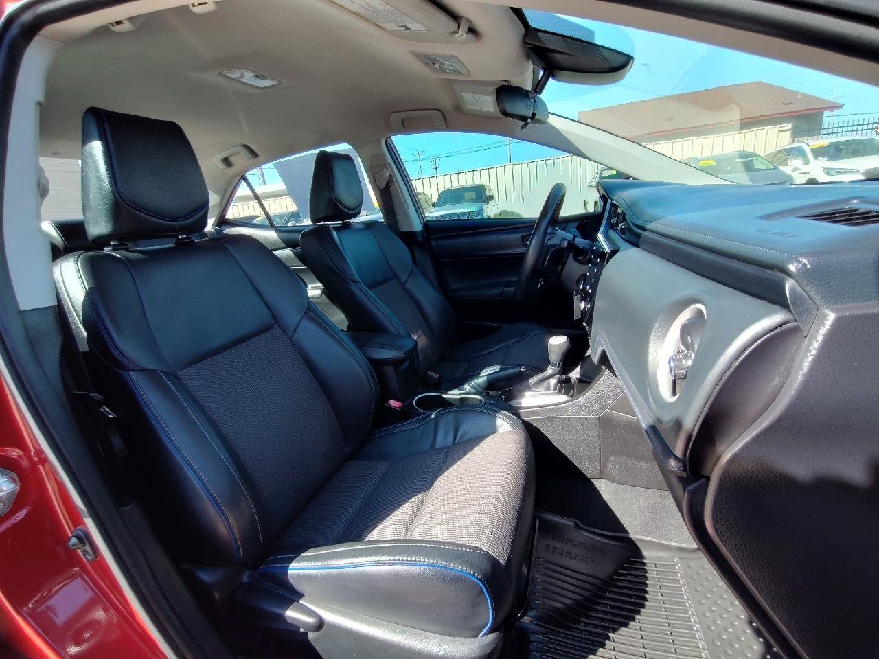 Used 2017 Toyota Corolla SE FWD image 41