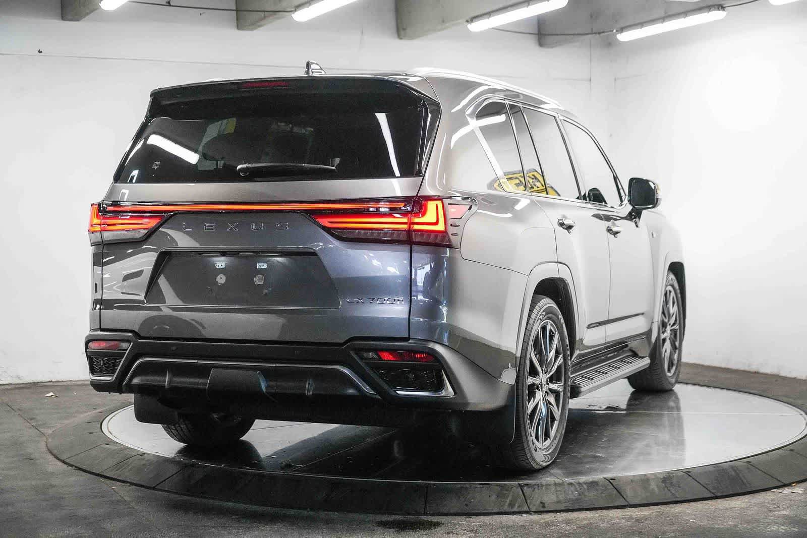 Used 2026 Lexus LX 700h F Sport AWD/4WD image 6