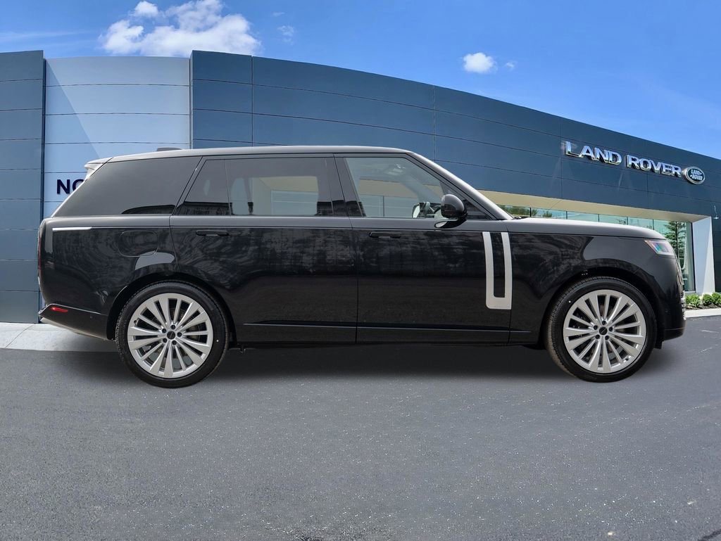 New 2026 Land Rover Range Rover Long Wheelbase Autobiography image 8