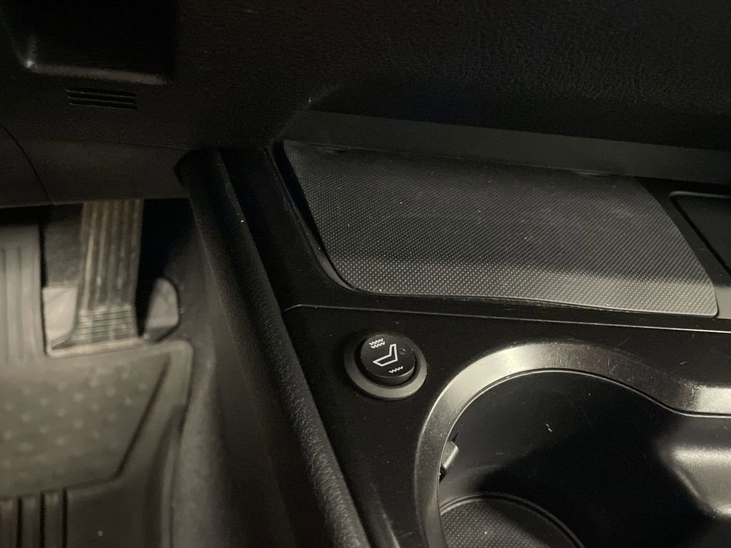 Used 2019 Lexus UX 250h image 22