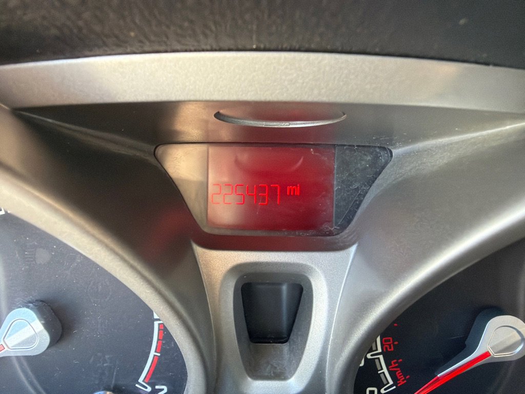 Used 2012 Ford Fiesta SE FWD image 11