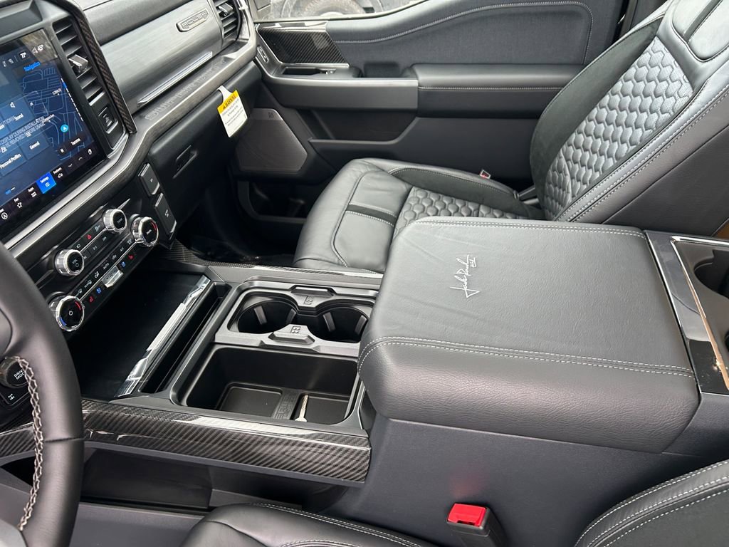 New 2026 Ford F250 Lariat w/ Black Appearance Package image 50