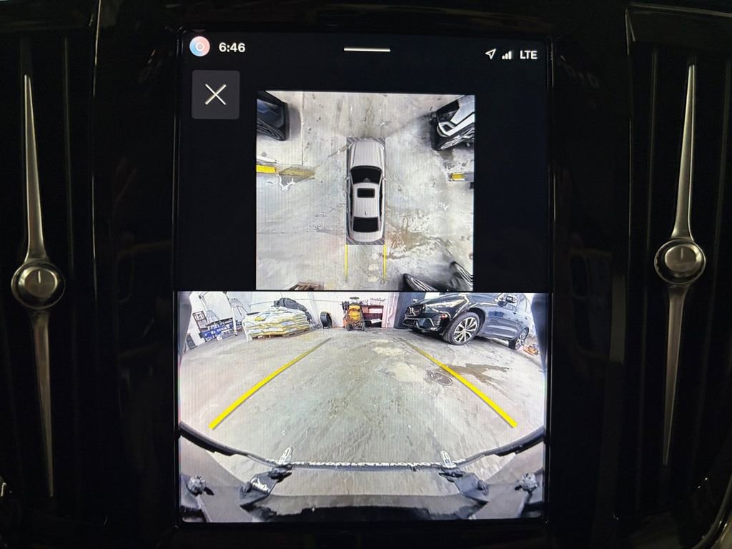 Certified 2025 Volvo S90 B6 Ultra w/ Lounge Package image 24