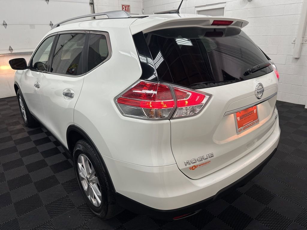 Used 2016 Nissan Rogue SV image 8