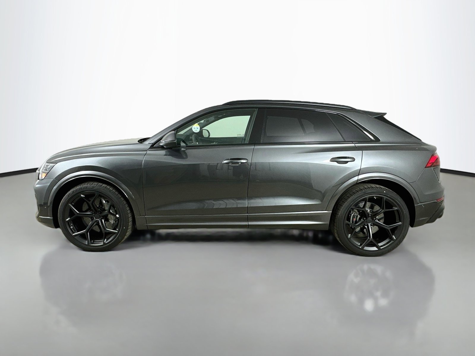 New 2027 Audi RS Q8 performance AWD/4WD image 8