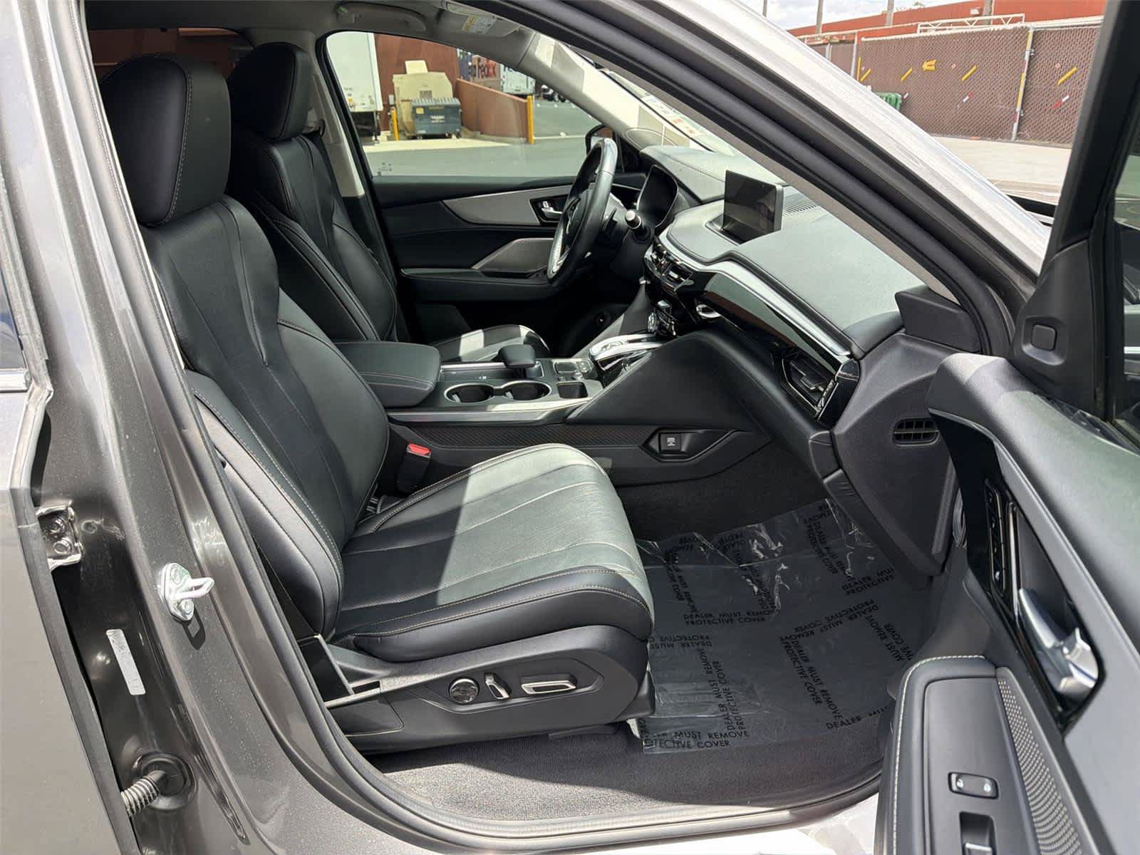 Certified 2023 Acura MDX FWD w/ Technology Package image 15