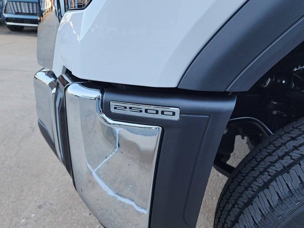 New 2026 GMC Sierra 2500 Pro w/ Convenience Package image 11