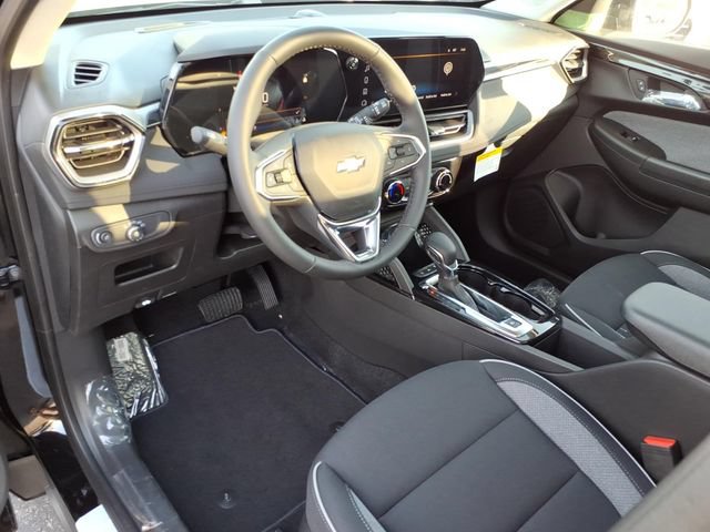New 2026 Chevrolet TrailBlazer LT w/ LT Cold Weather Package FWD image 5