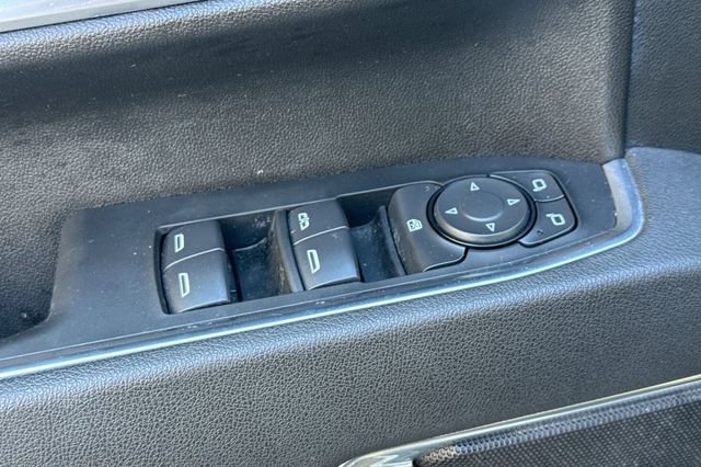 Used 2025 Chevrolet Silverado 2500 LT w/ Convenience Package image 12