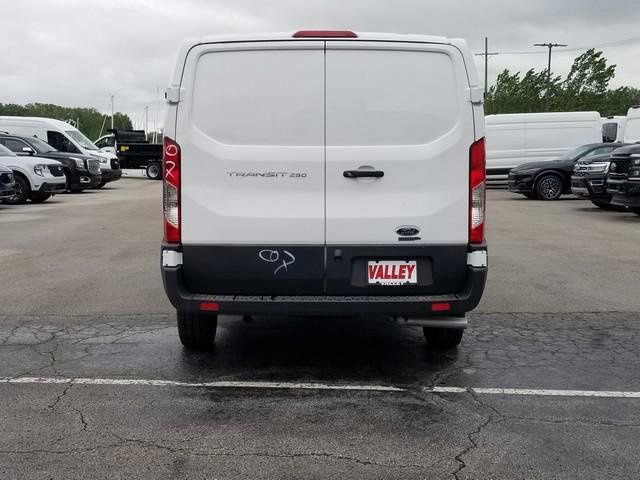 New 2025 Ford Transit 250 Low Roof image 4