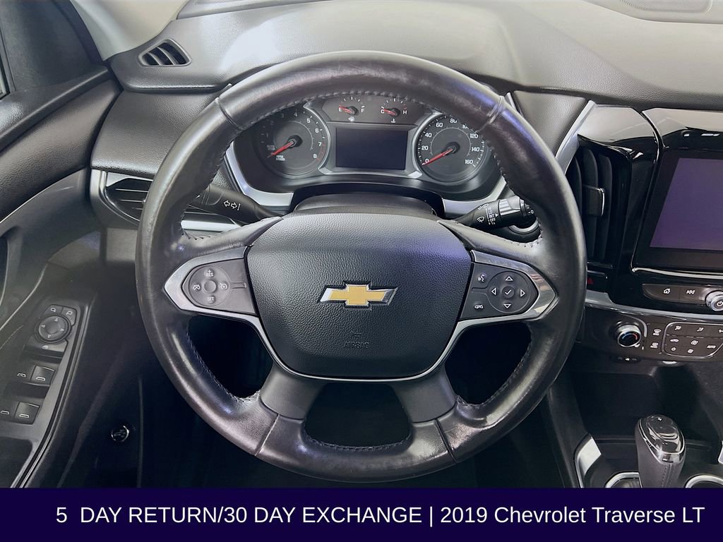 Used 2019 Chevrolet Traverse LT image 14