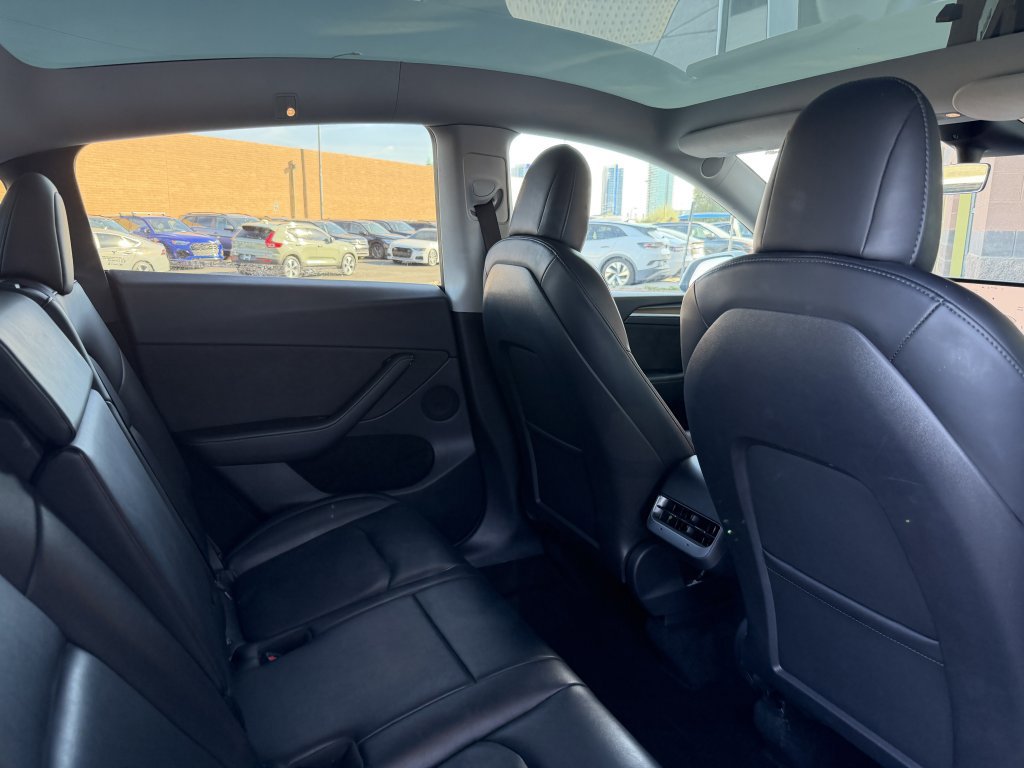 Used 2023 Tesla Model Y Performance image 42
