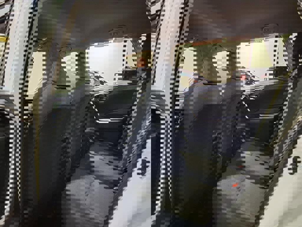 Used 2022 Toyota RAV4 XLE image 21