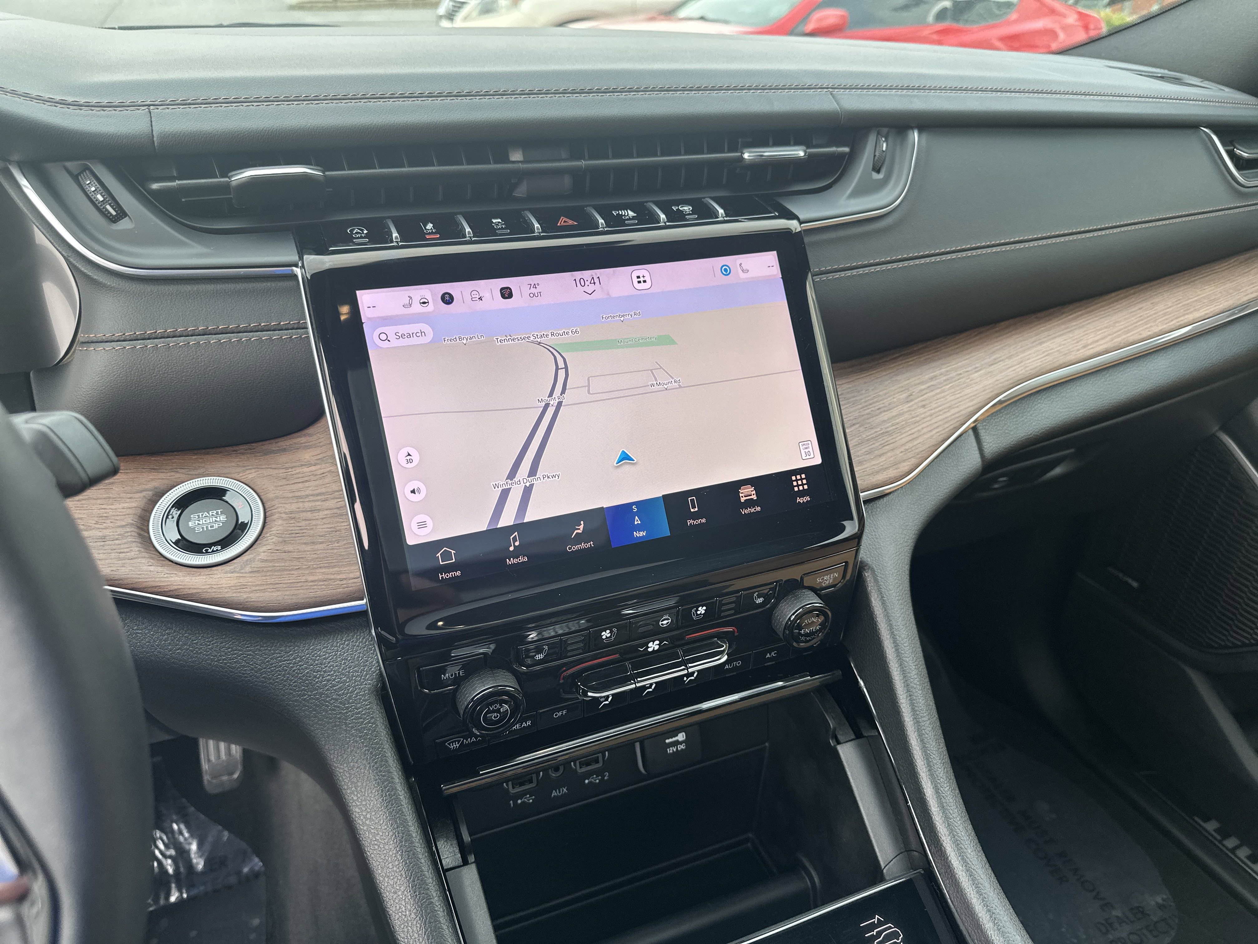 Used 2024 Jeep Grand Cherokee Summit image 37