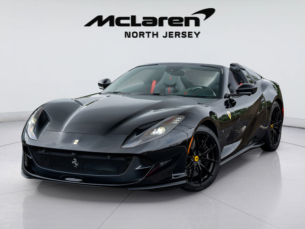 Used 2021 Ferrari 812 GTS RWD image 2