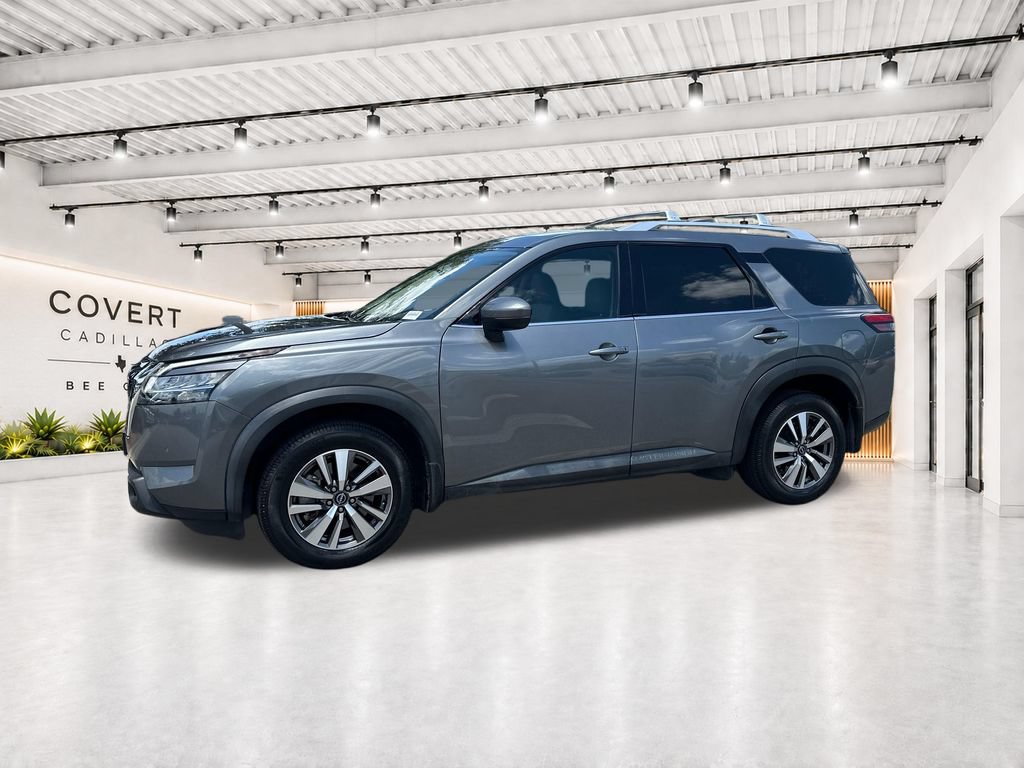 Used 2023 Nissan Pathfinder SL AWD/4WD image 5