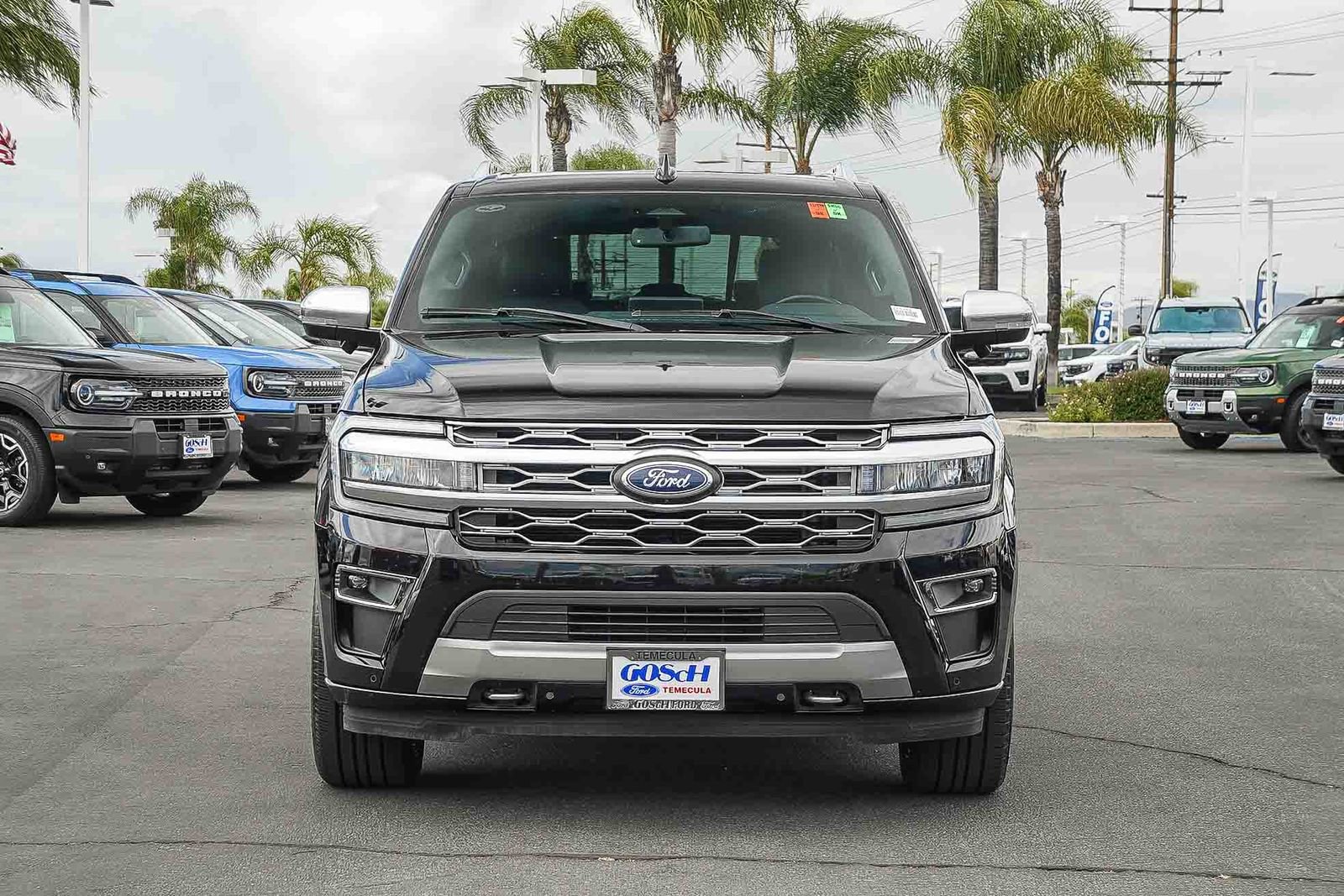 Certified 2023 Ford Expedition Max Platinum AWD/4WD image 2