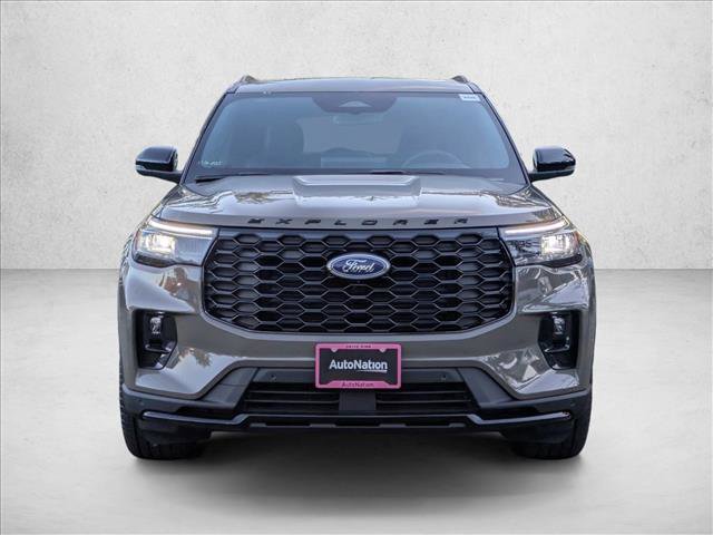 New 2026 Ford Explorer ST-Line w/ ST-Line Street Pack image 5