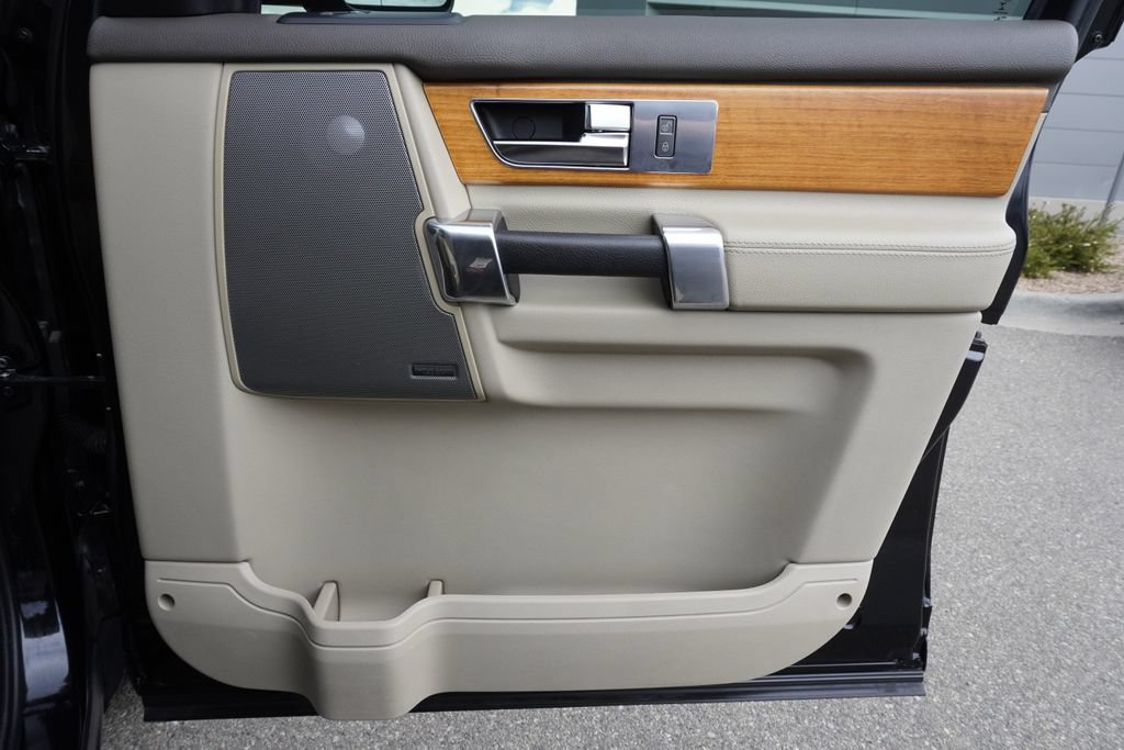 Used 2013 Land Rover LR4 HSE LUX AWD/4WD image 21