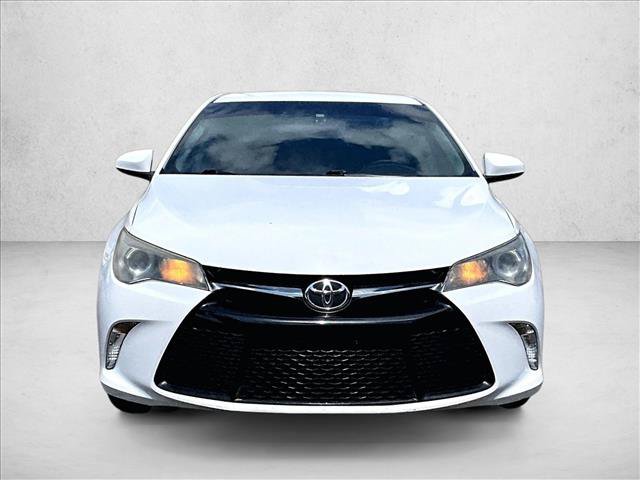 Used 2017 Toyota Camry SE FWD image 3