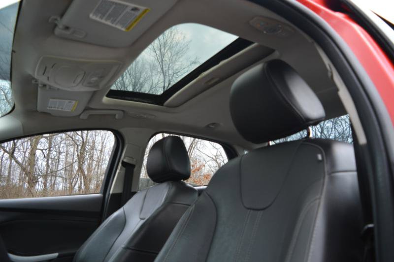 Used 2014 Ford Focus SE w/ Equipment Group 201A image 12