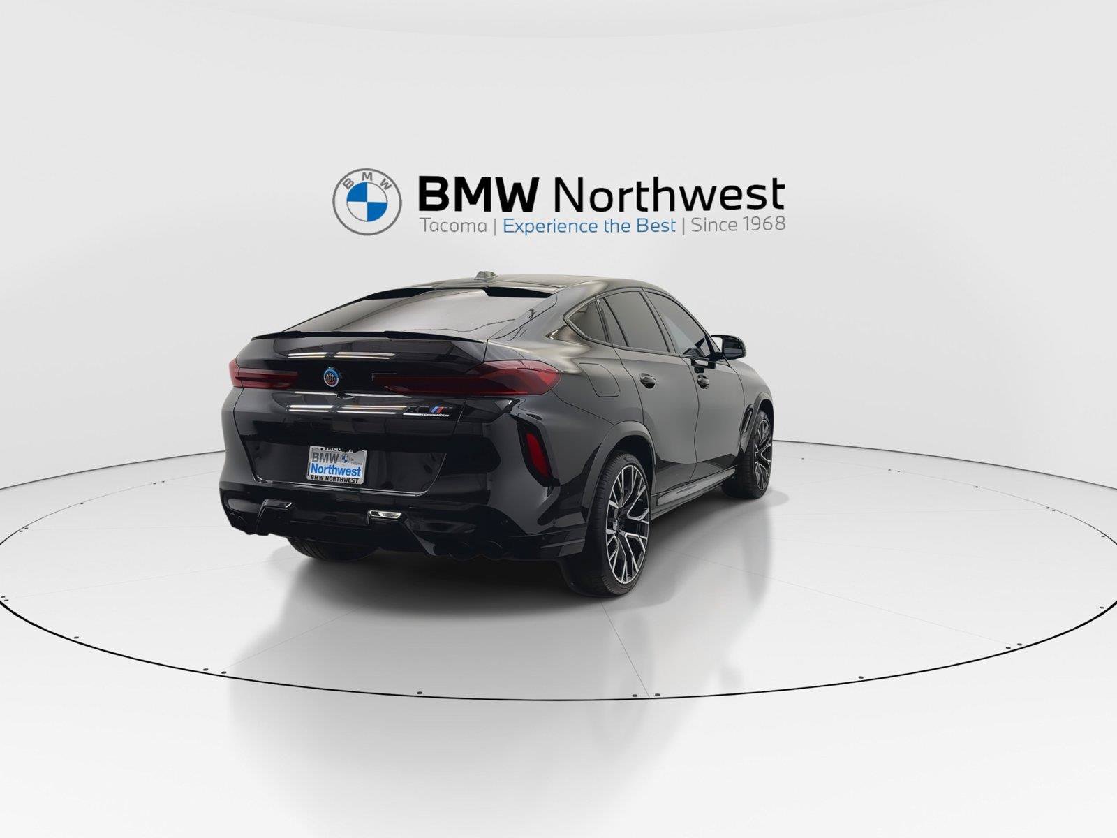 Used 2024 BMW X6 M Competition w/ Executive Package AWD/4WD image 3