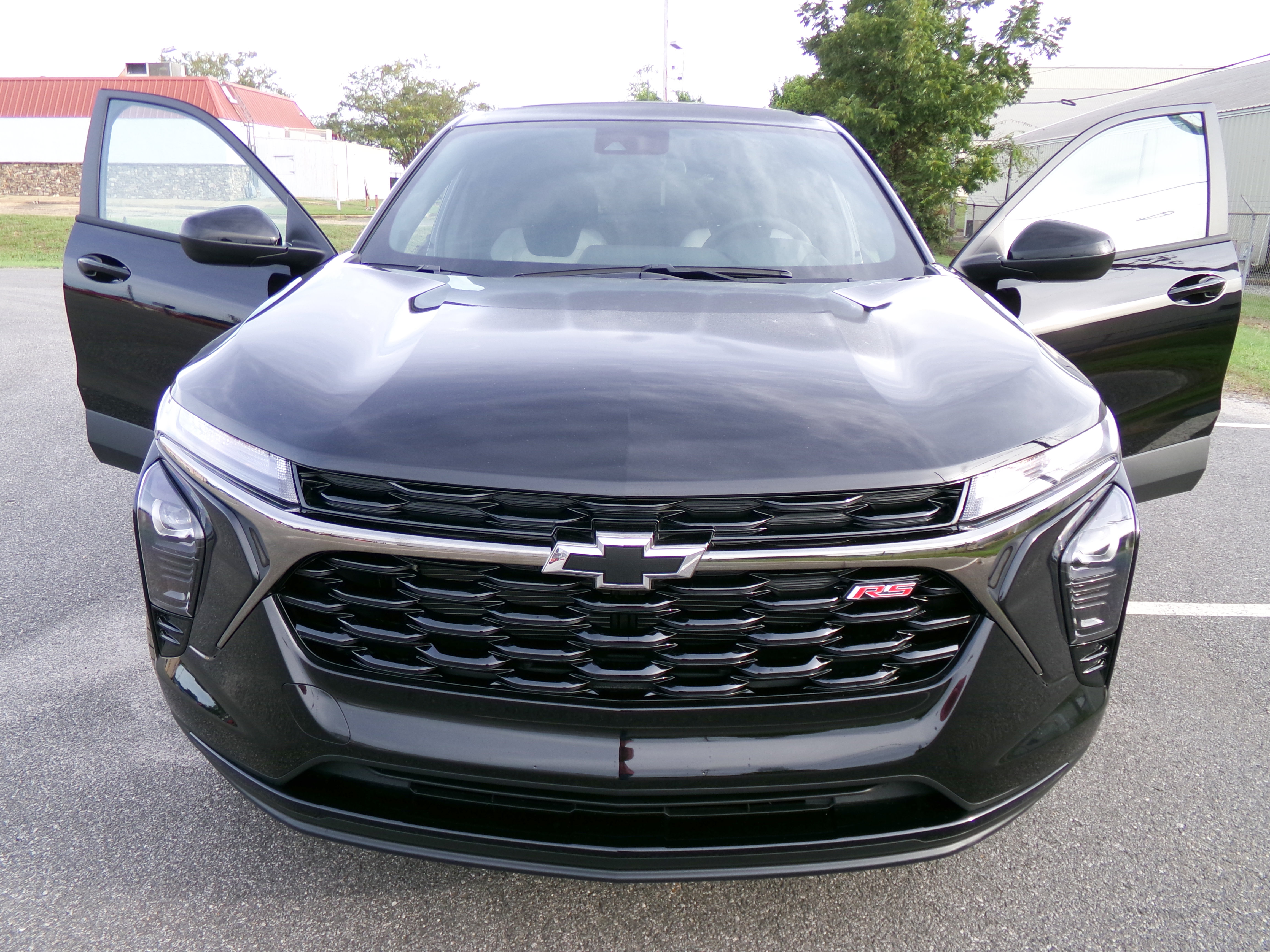 New 2026 Chevrolet Trax RS w/ Sunroof Package FWD image 7