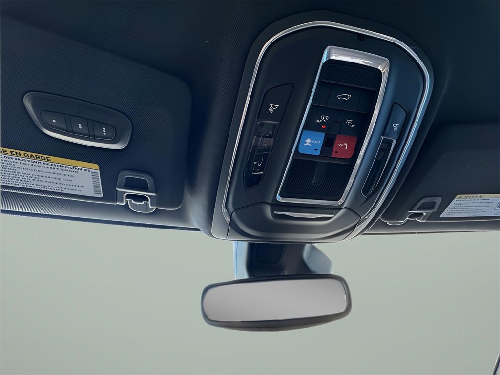 Used 2024 Jeep Grand Cherokee L Limited w/ Black Appearance Package image 22