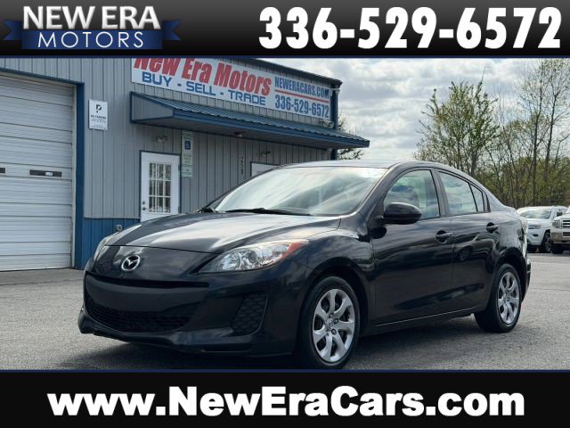 Used 2013 MAZDA MAZDA3 i SV