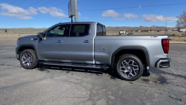 New 2026 GMC Sierra 1500 SLT w/ SLT Premium Plus Package AWD/4WD image 6