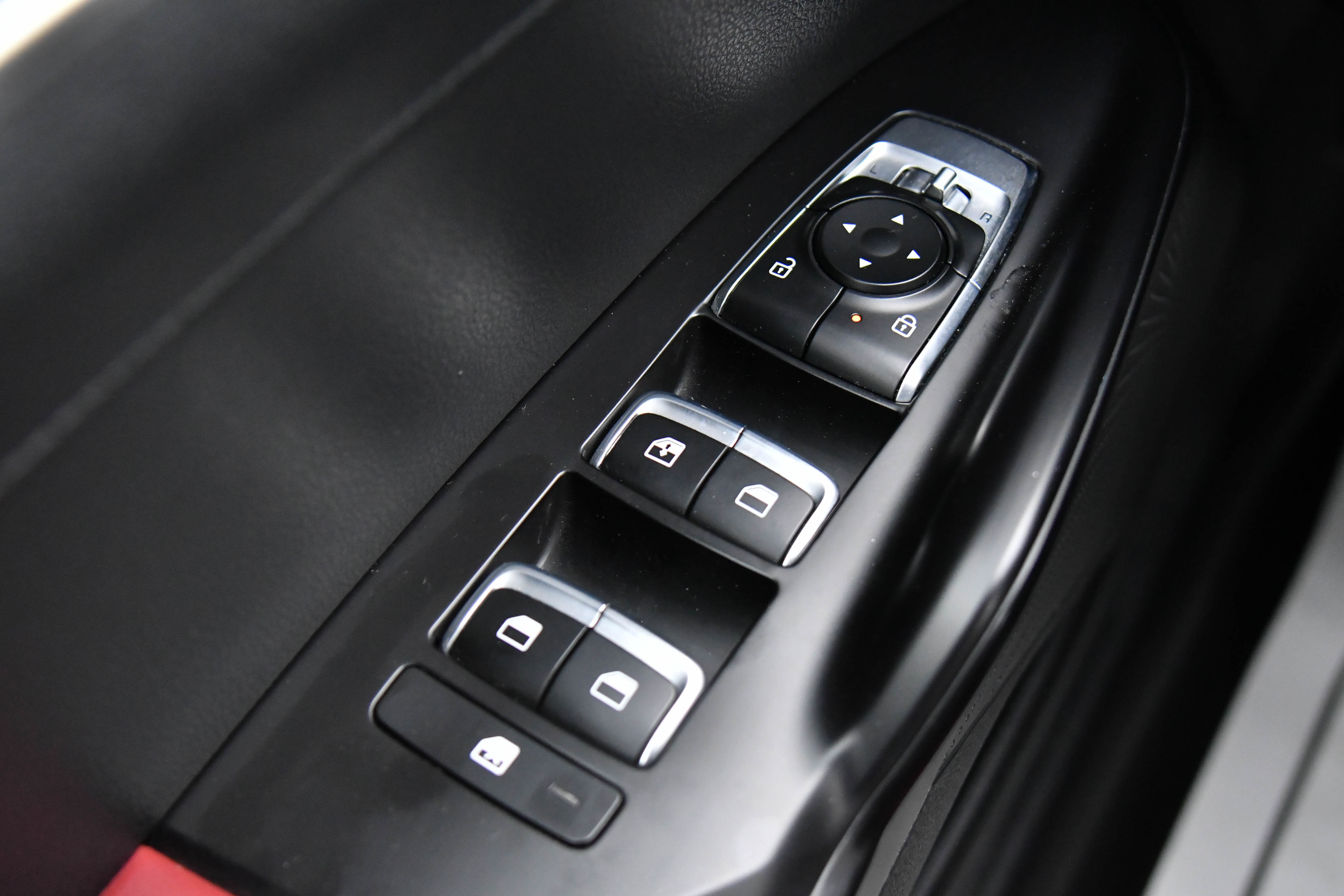 Used 2024 Kia K5 GT-Line w/ GT-Line Premium Package image 37