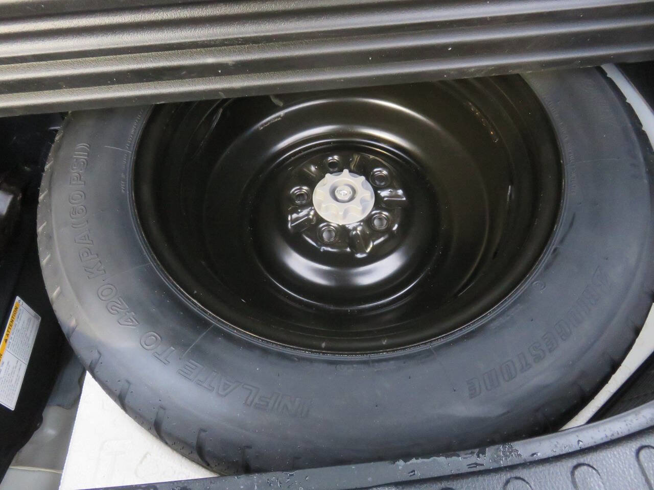 Used 2014 Toyota RAV4 XLE image 38