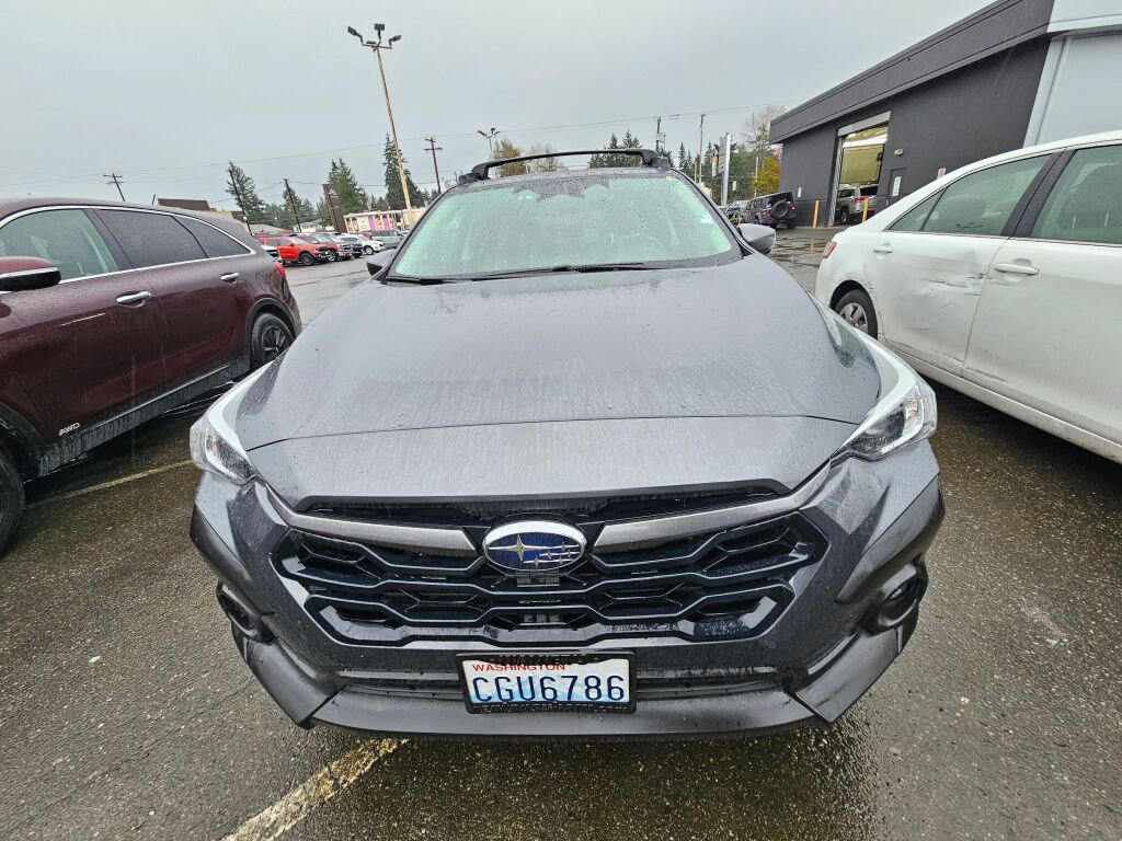 Used 2024 Subaru Crosstrek 2.0i Premium image 2