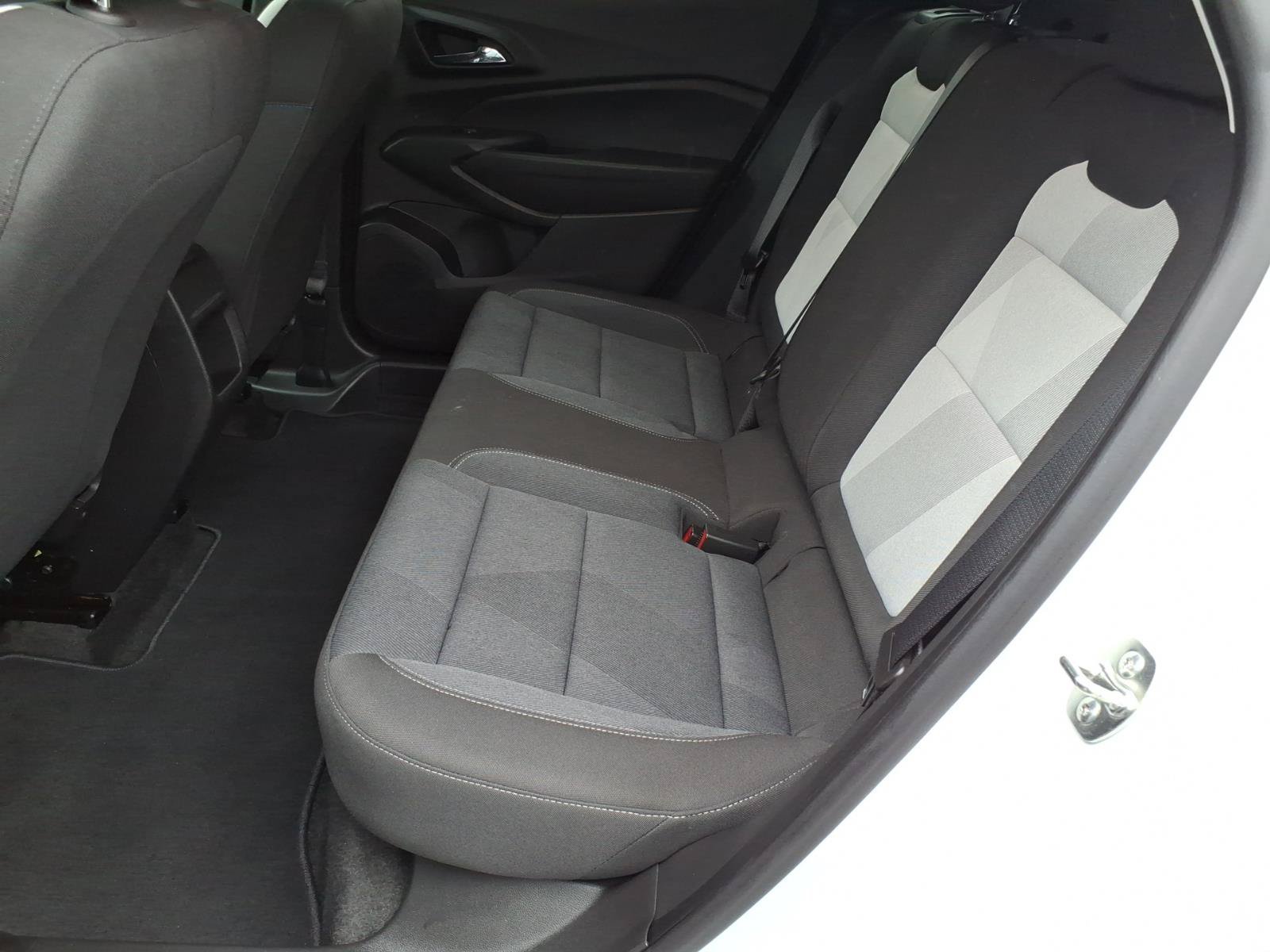 Certified 2024 Chevrolet Trax LS w/ LS Convenience Package FWD image 11