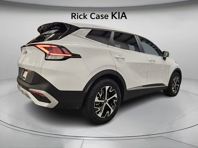 Used 2025 Kia Sportage EX image 8