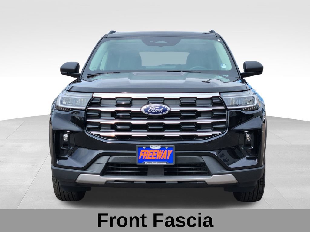 Used 2025 Ford Explorer Active w/ Active Comfort Package AWD/4WD image 7