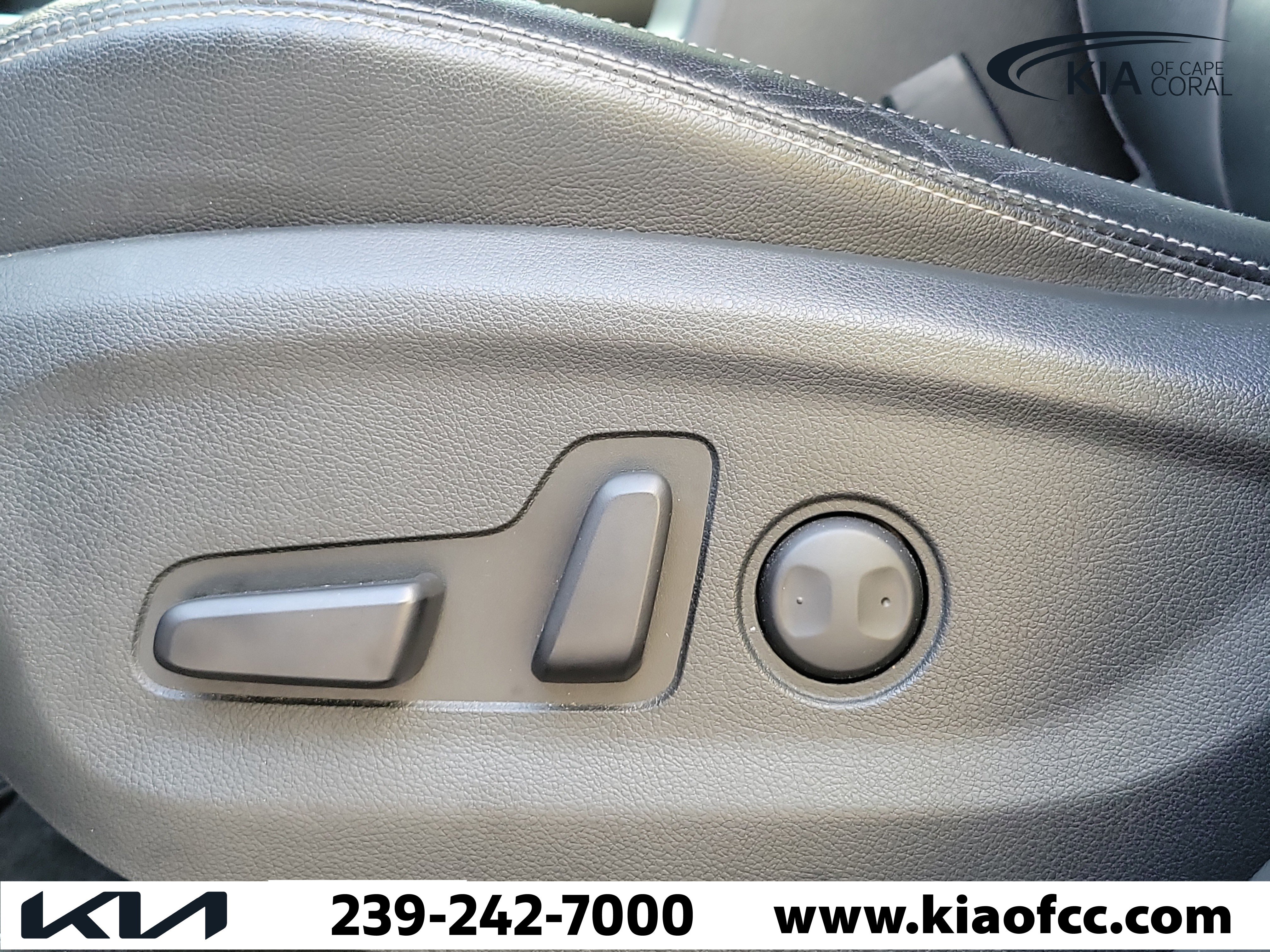Used 2018 Kia Sportage EX w/ EX Premium Package image 17