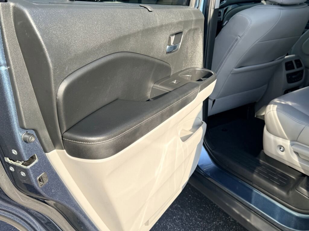 Used 2020 Honda Pilot Touring image 17