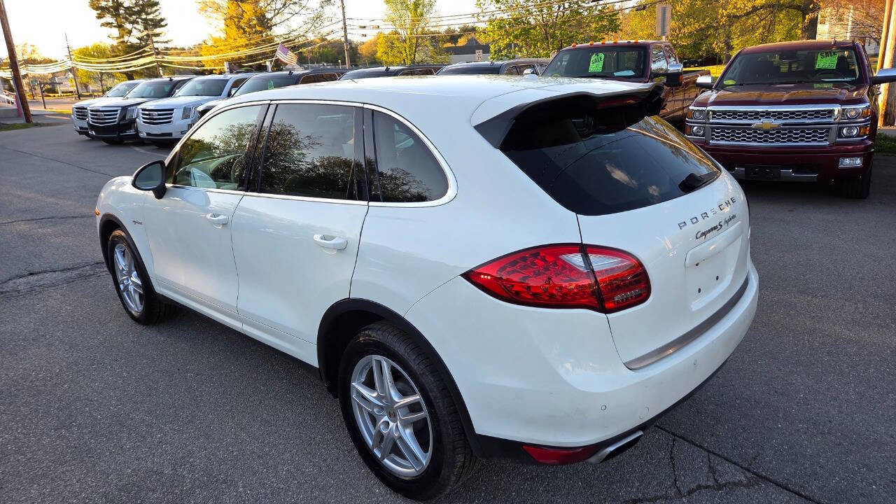 Used 2012 Porsche Cayenne S AWD/4WD image 11