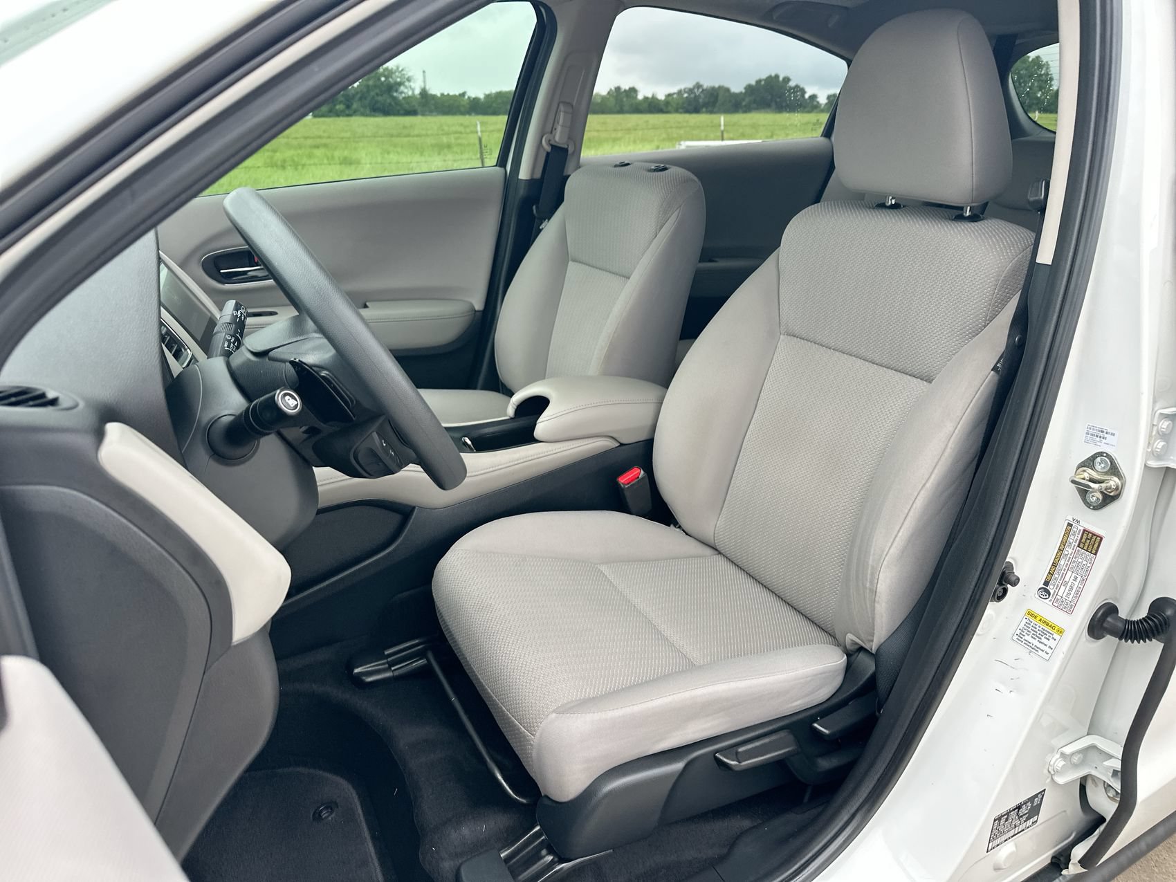 Used 2016 Honda HR-V EX image 11