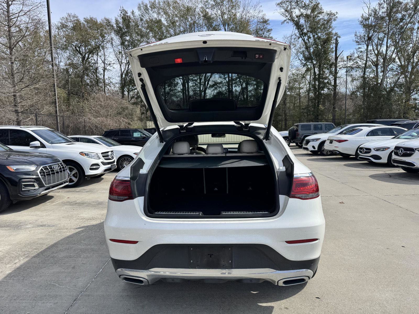 Used 2020 Mercedes-Benz GLC 300 4MATIC Coupe image 21