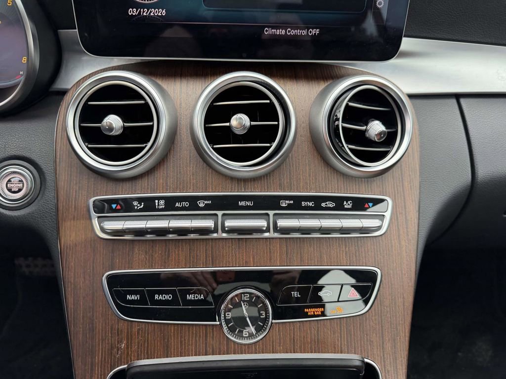 Used 2020 Mercedes-Benz C 300 4MATIC Sedan image 24